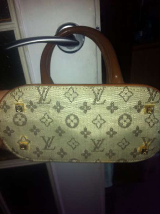 louis viitton torebeczka