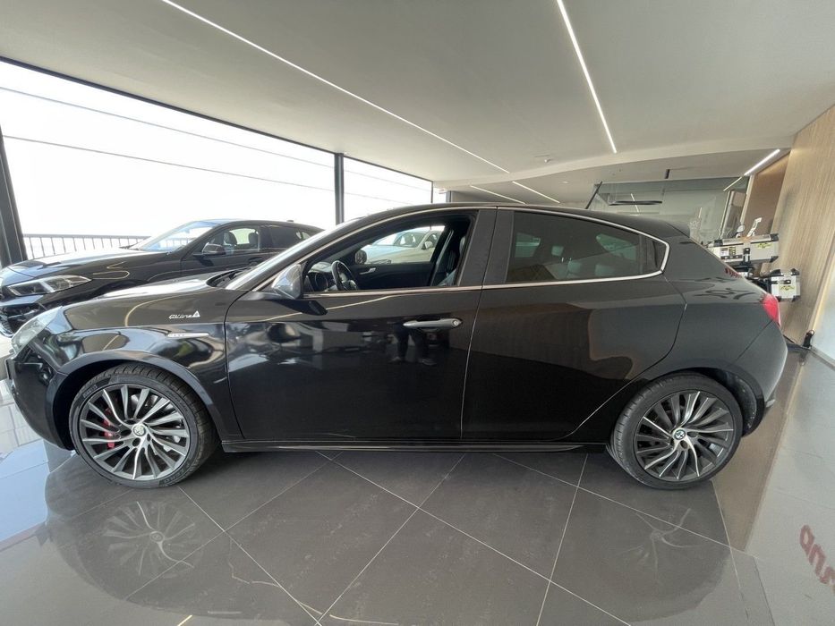 Alfa Romeo Giulietta 2.0 JTDm Exclusive J18