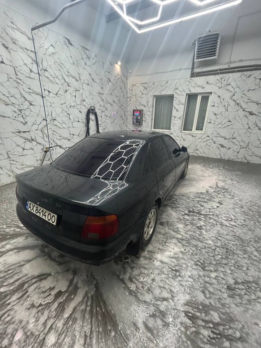 Audi a4 b5 1.8 бензин