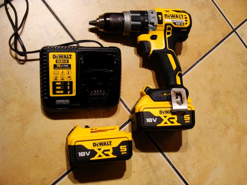 Wkrętarka Dewalt Dcd796  baterie 2 x 5Ah