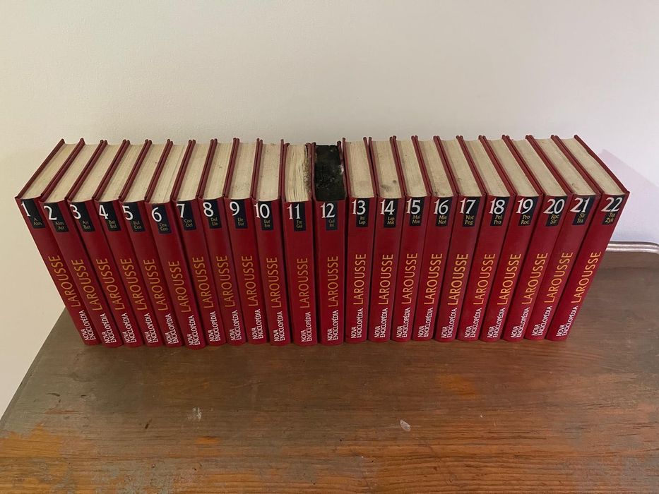 Nova Enciclopédia Larousse