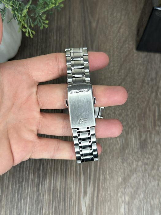 Новий оригінальний Casio Edifice EFR-575D-1A годинник