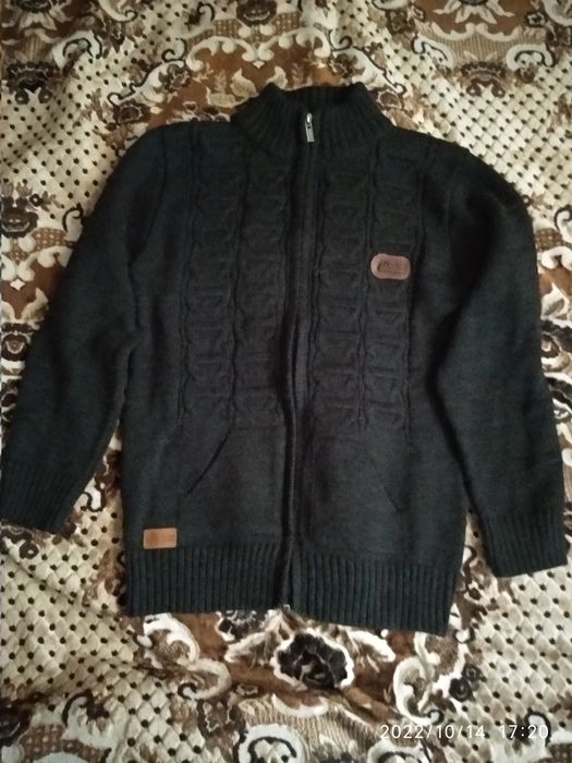 Кофта вязанная подростковая