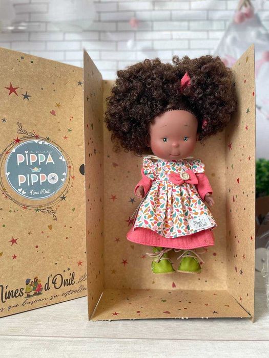 Лялька Піппа у фірмовому одязі Кукла Пиппа Нинес Pippa Nines Різні