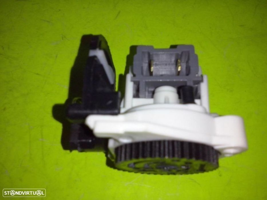 fecho da tampa da mala Renault Clio II Megane scénic