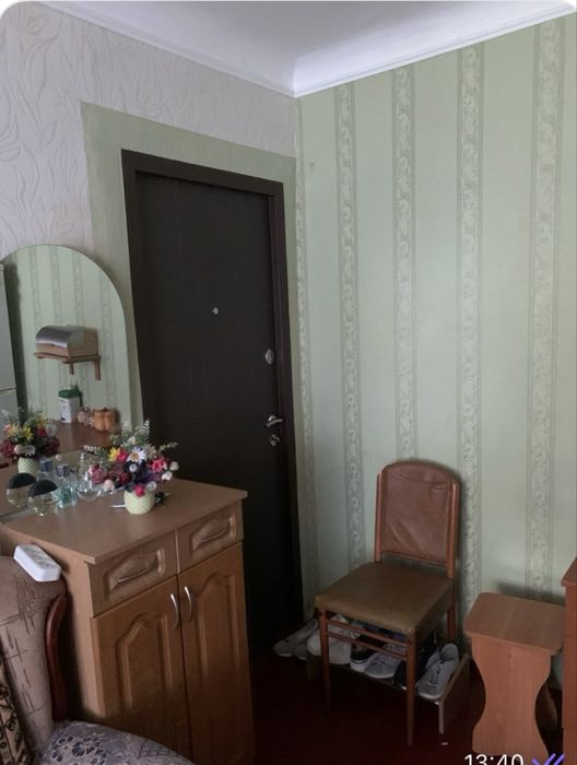 Продам 1 кімнату Польова