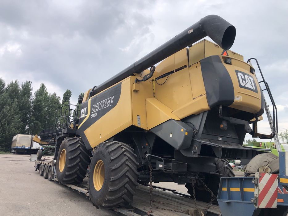 CLAAS Lexion CAT 570 Новий ДВИГУН