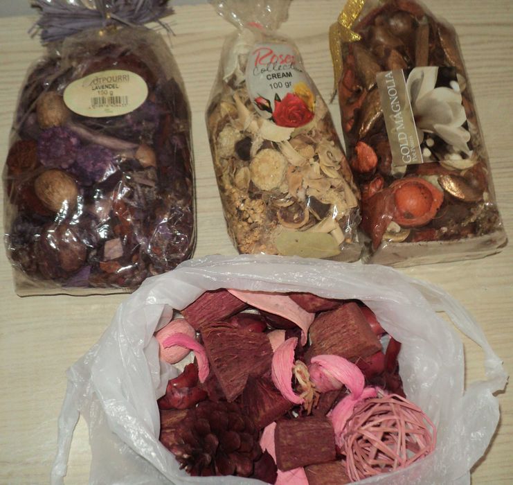 PotPourri 3 sztuki+ gratis, Lavendel, Rose, Gold Magnolia