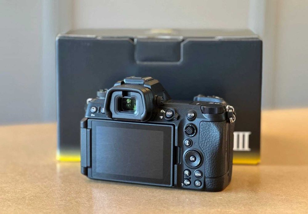 Nikon Z6 III Mirrorless Full Frame (Corpo)