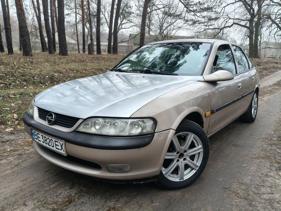 Продам/обменяю Опель Вектра Б