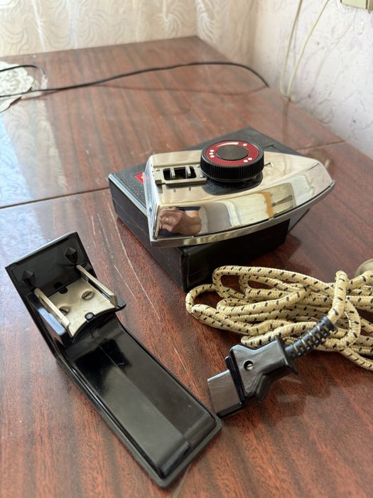 Праска дорожня.   Утюг