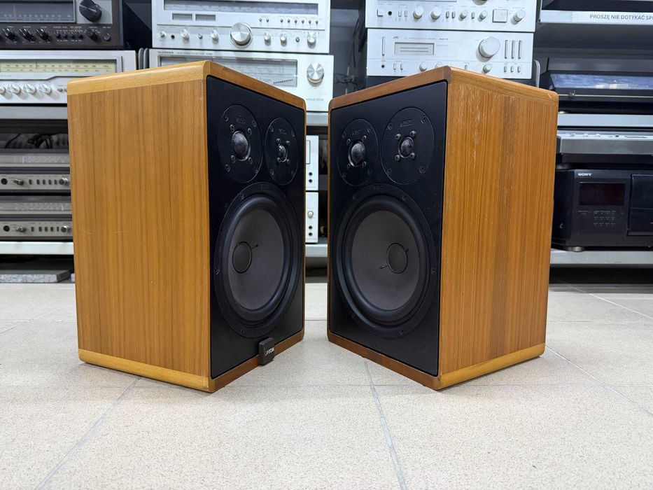 Kolumny podstawkowe Canton Quinto 520, monitory Audio Room