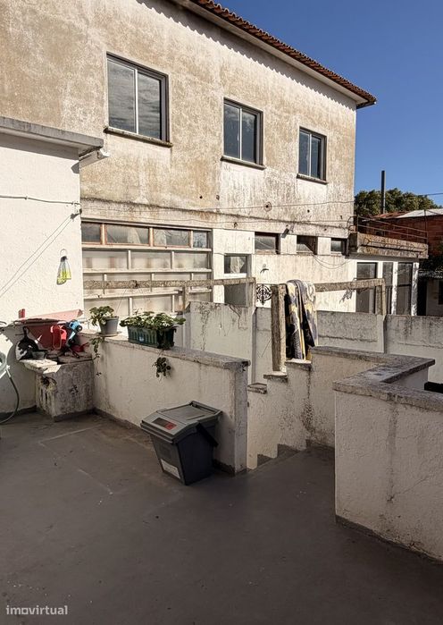 Moradia T3 pronto a habitar com jardim e terraço