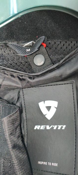 Casaco motard Revit