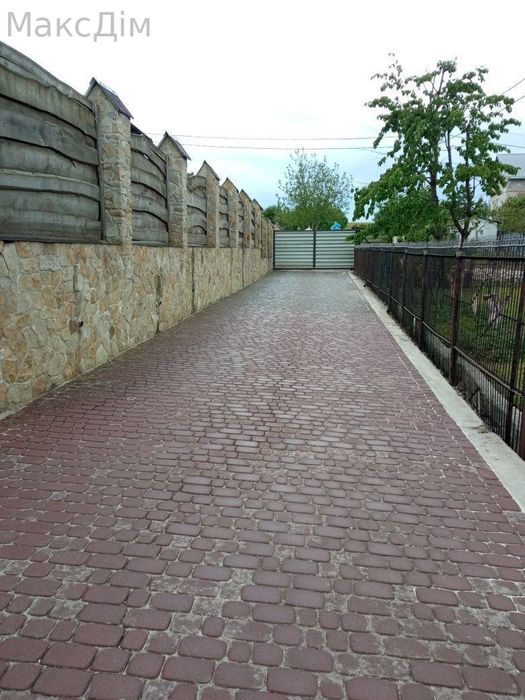 Продаж котеджу в Байківцях