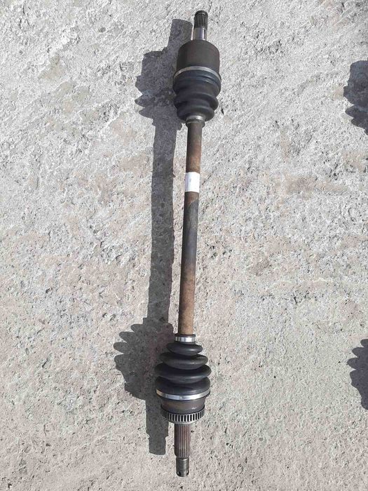 Полуось Хюндай туксон привод шрус піввісь hyundai tucson кулак цапфа