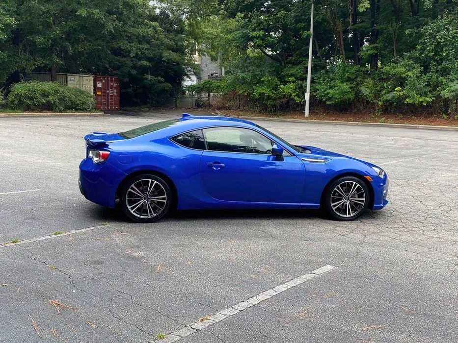 Subaru BRZ Limited      2015