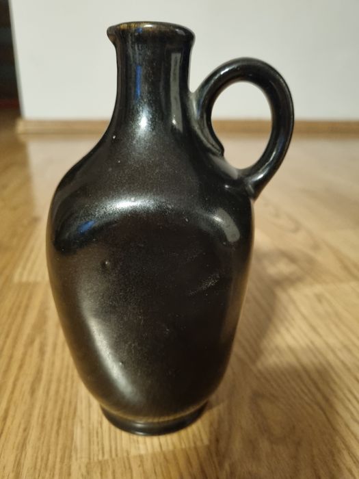 Ceramiczny gliniany dzbanek oliwa mleko 18,5 cm ciemny brąz