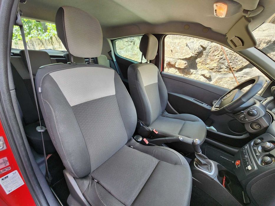 Renault Clio 1.2 16V Dynamique com poucos kilometros