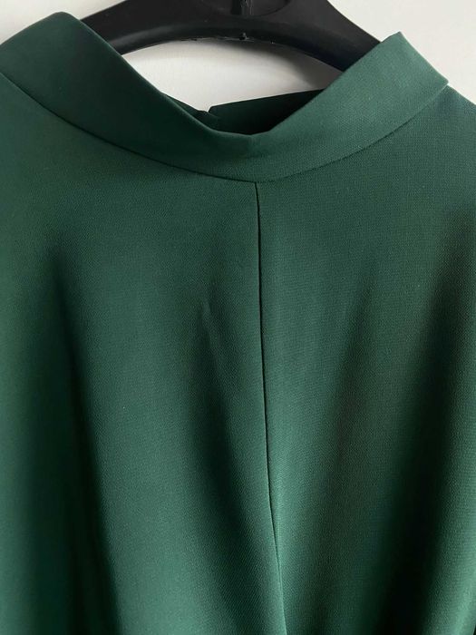 Blusa verde curta