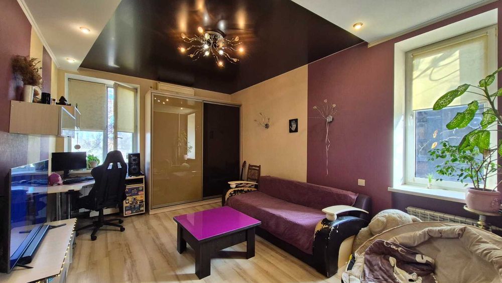 *Продаж 2х кімнатної квартири по ул. Величара, остановка Тюленіна