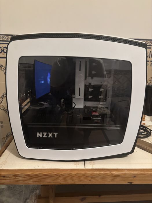 Caixa NZXT micro atx