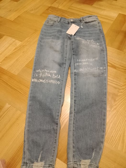 Spodnie jeansowe dziewczęce nowe