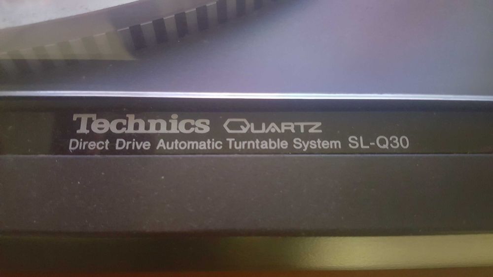 Technics Quartz Direct Drive Automatic SL-Q30 - Gira discos vintage