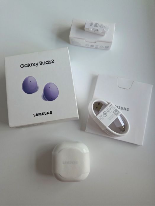 Безпровідні навушники Samsung