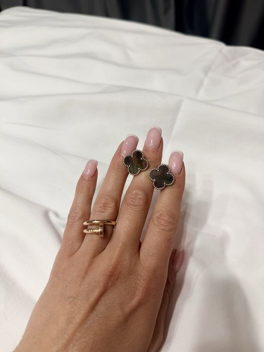 Серьги Van Cleef