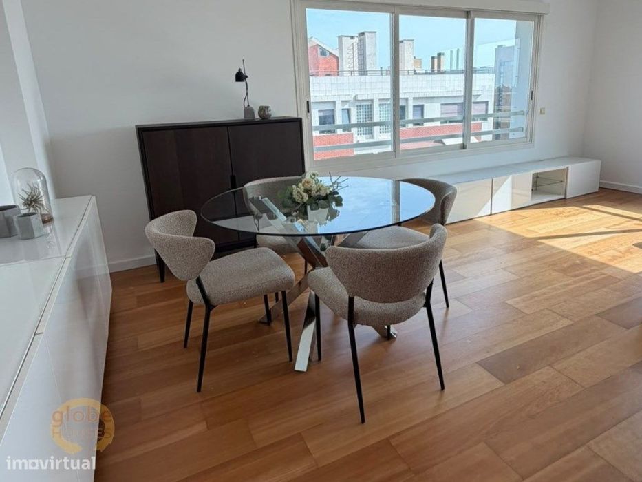 Apartamento T1 com 2 lugares de Parqueamento