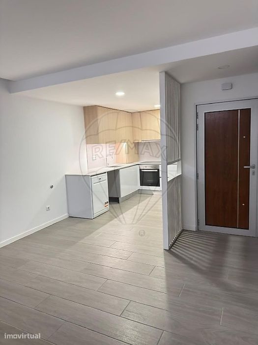 Apartamento T1 para arrendamento