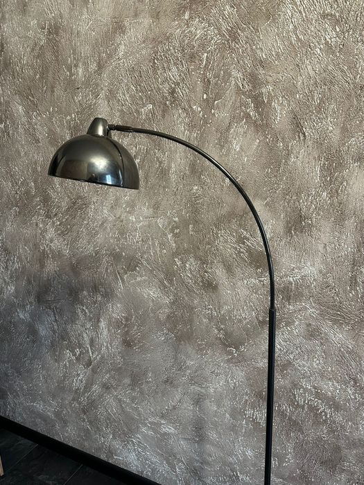 Lampa podłogowa metal