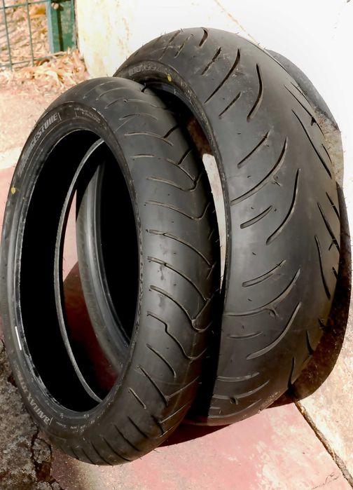 Par de Pneus Moto Bridgestone Battlax BT023 NOVOS