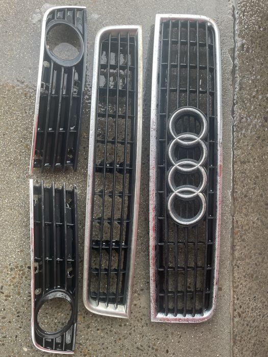 Kompet gril audi a4 b6