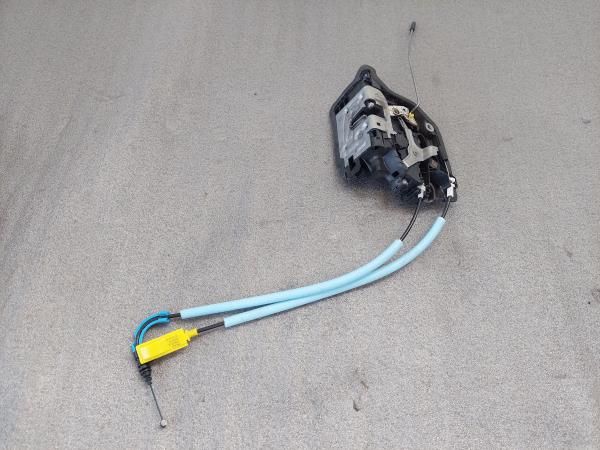 Fechadura / fecho porta frente esquerdo BMW 2 Gran Tourer (F46)