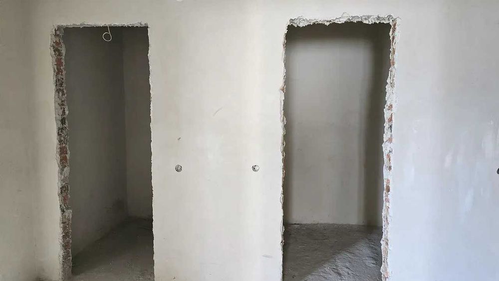 Продам комерційне приміщення 91 м2 721$ m2, здане, прохідне