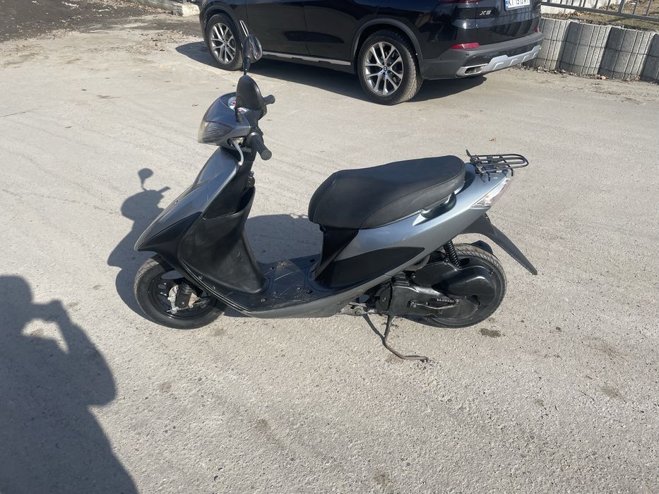 Продам Скутер Сузуки 50 4Т (инжектор)