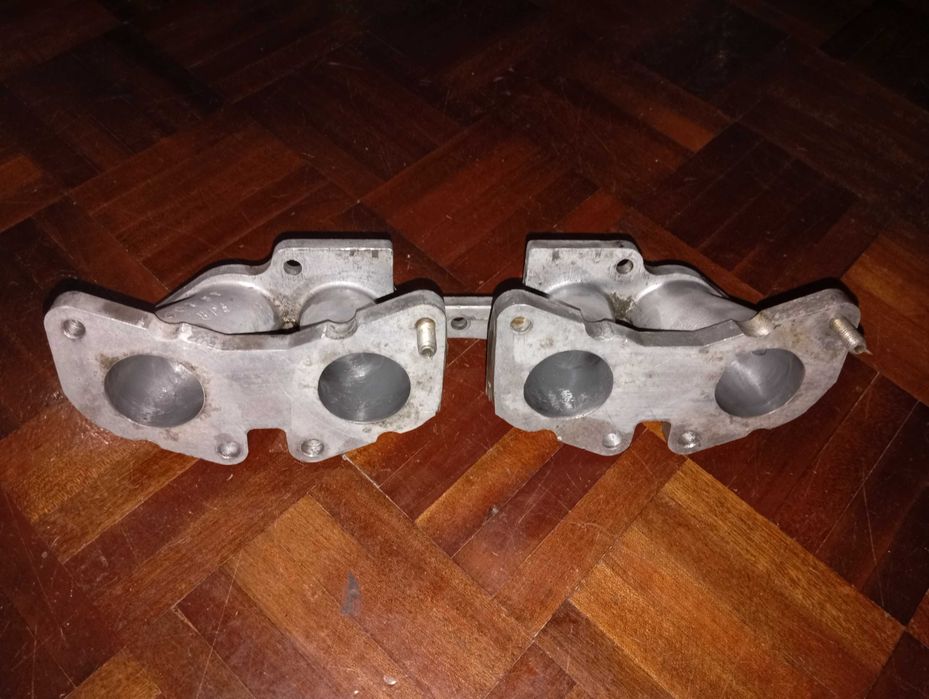 Coletor de admissão Peugeot 205 Rallye