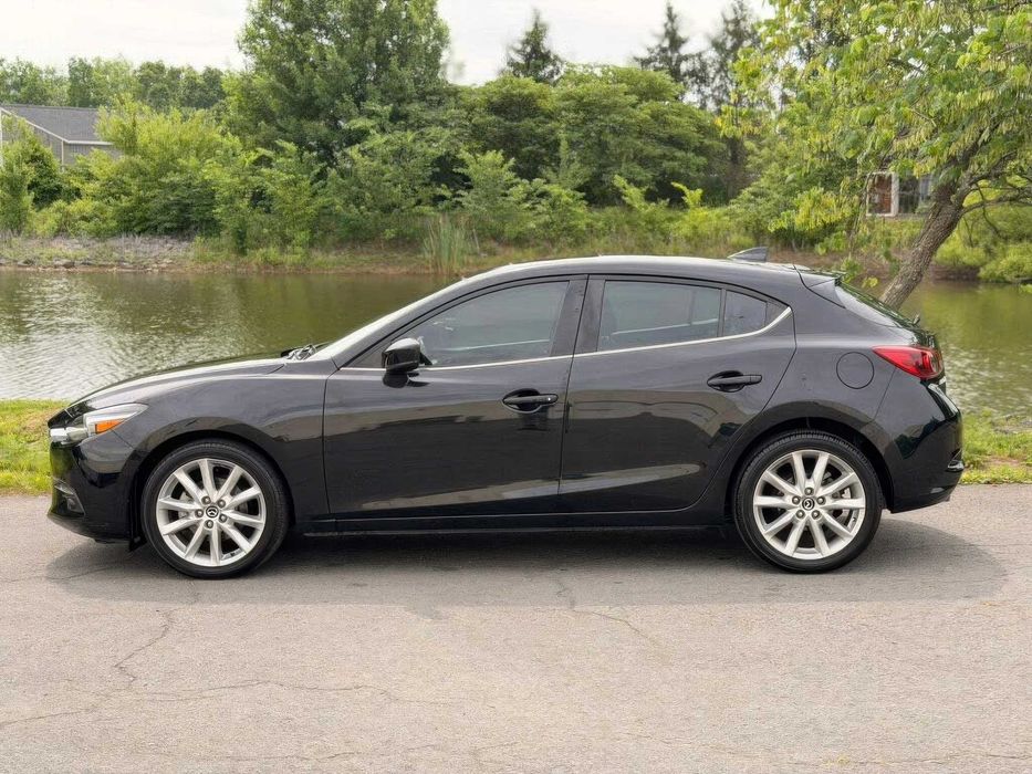 Mazda 3      2016