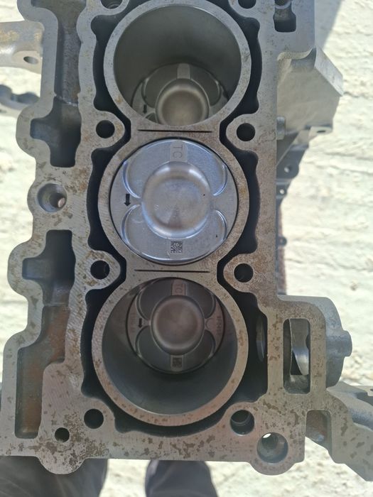 Блок циліндрів шорт-блок Ford 1.0 EcoBoost CM5G-6015-KC двигун у зборі