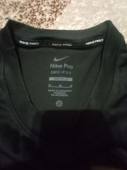 Nike термокофта M розмір оригинал