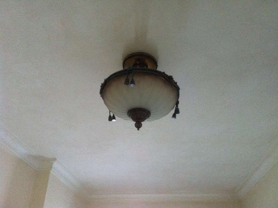Candeeiro  De teto.