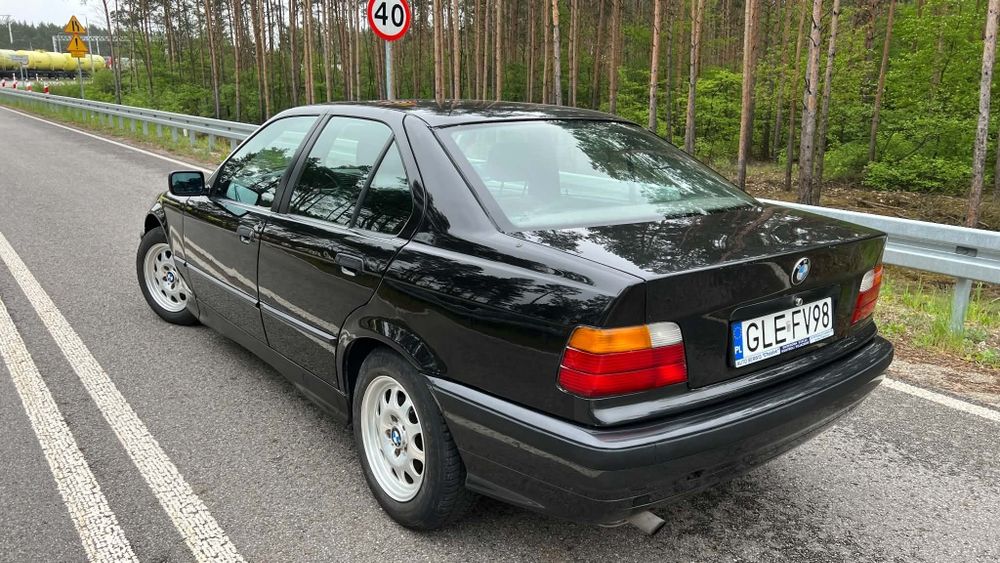 BMW E36 automat 1.8 B+G