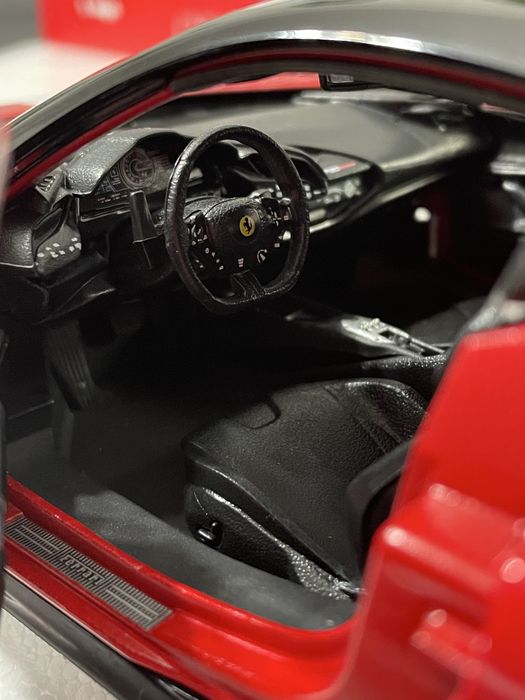 Model Ferrari SF90 Stradale Assetto Fiorano 1/18 Bburago Signature