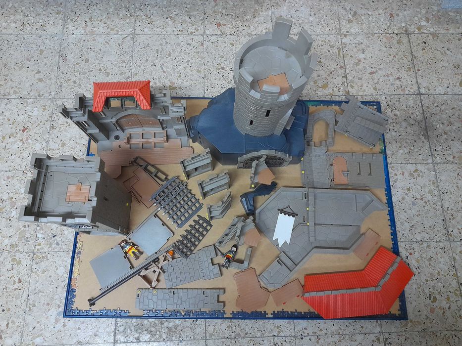 Playmobil 4865 – Castelo dos Cavaleiros Leão