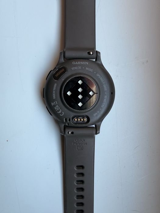 Garmin Venu 3s, gwarancja