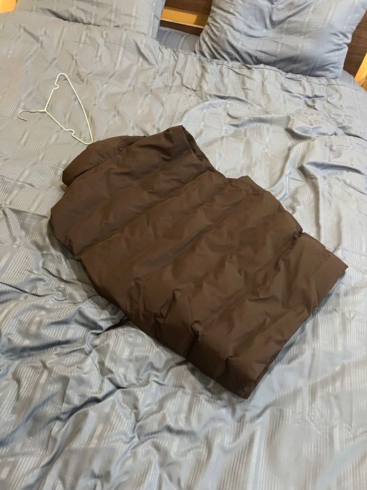 Продам Желетку H&M