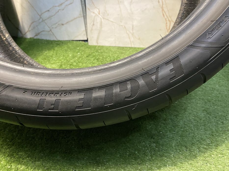 Шини літо 275 35 20 Goodyear
