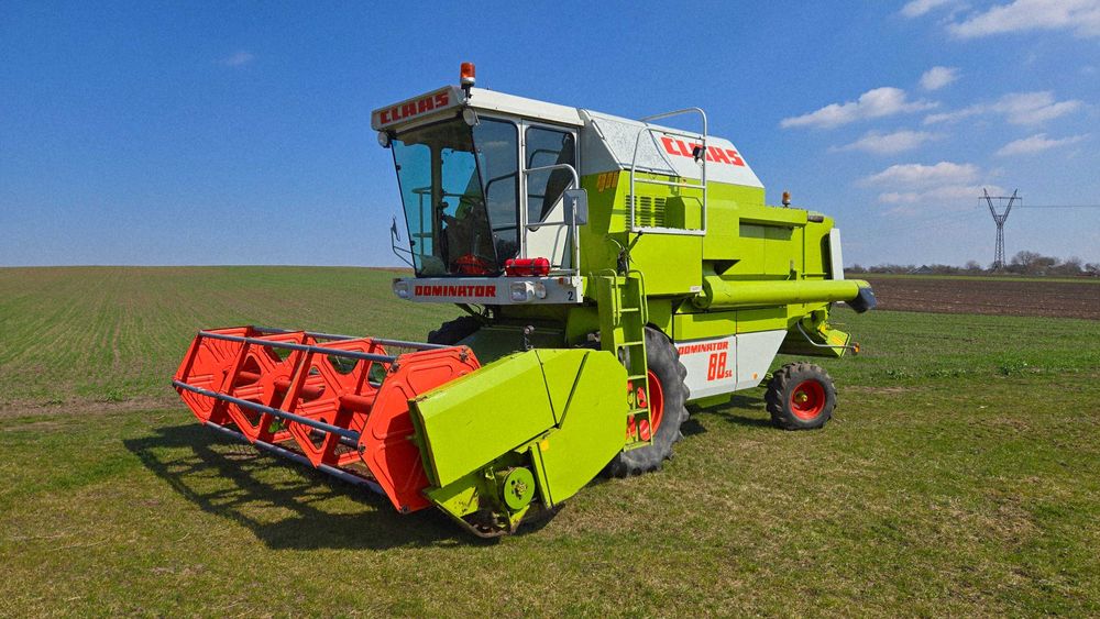 Комбайн зернозбир. Claas dominator88sl